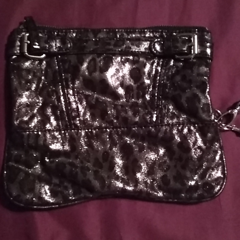 Express wristlet